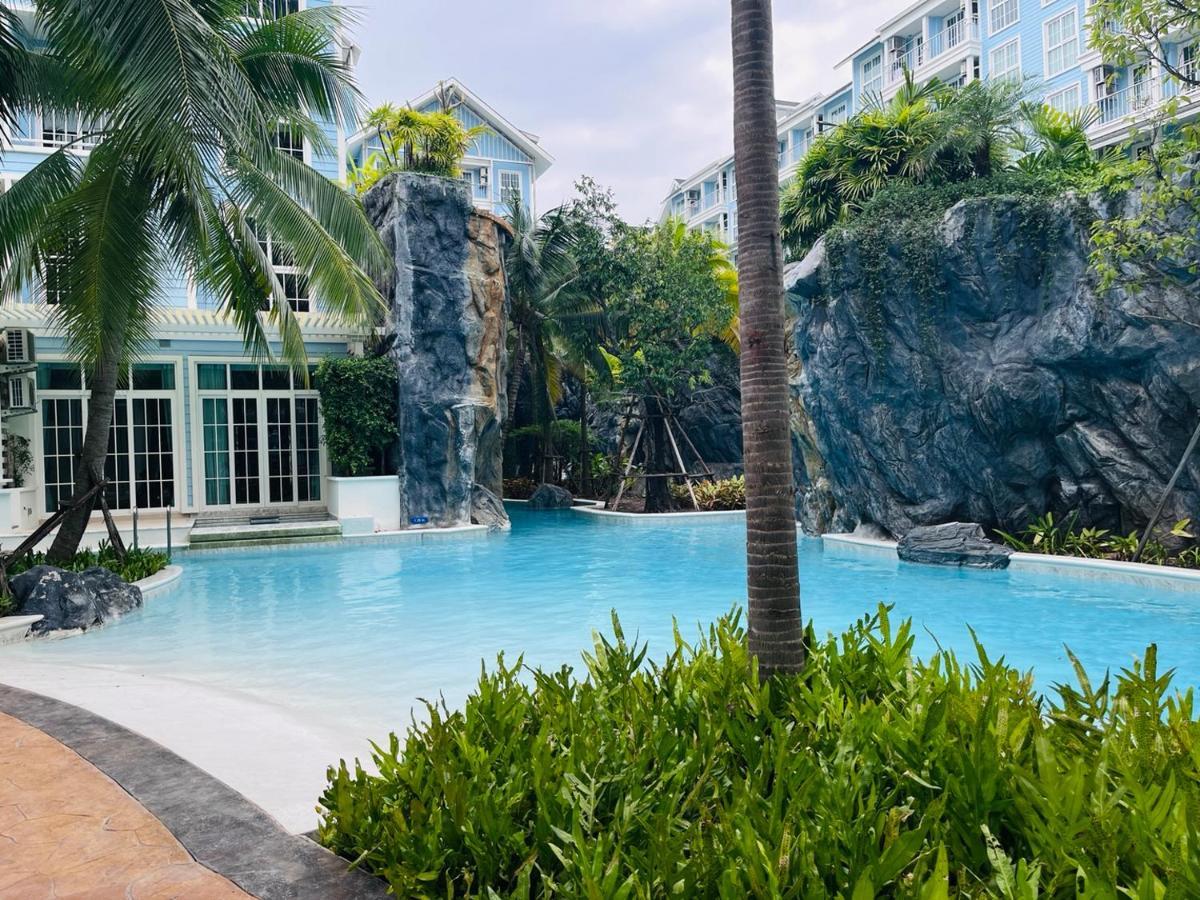 Florida Garden Pattaya Apartman Nacsomtien Kültér fotó