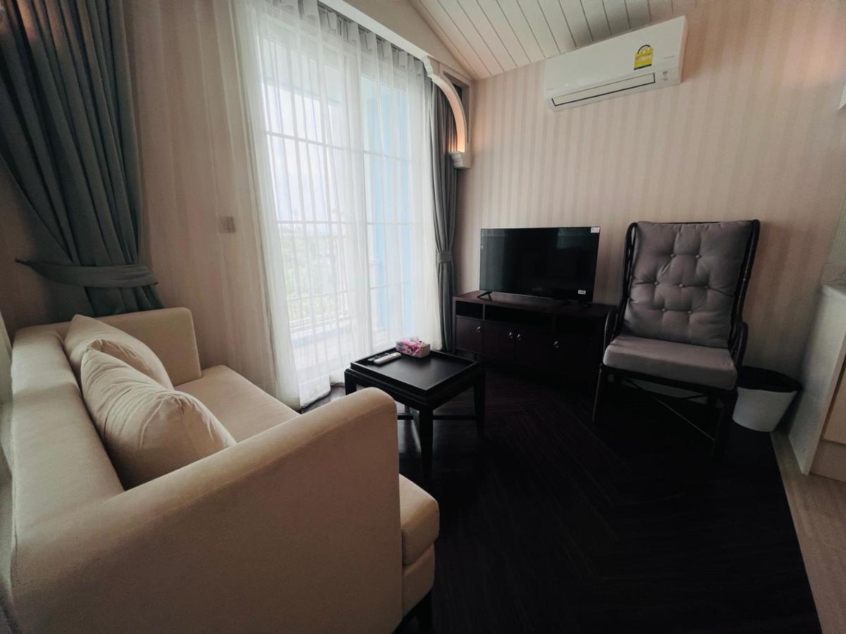 Florida Garden Pattaya Apartman Nacsomtien Kültér fotó
